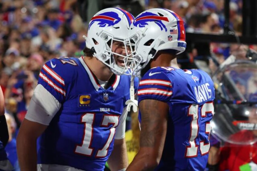 josh allen gets bills off to fast start in 24 18 win over buccaneers