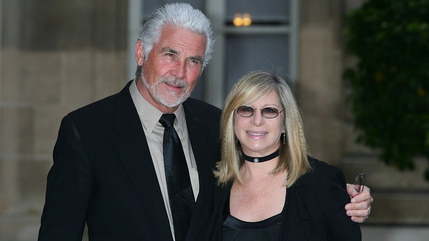 A photo of James Brolin and Barbra Streisand