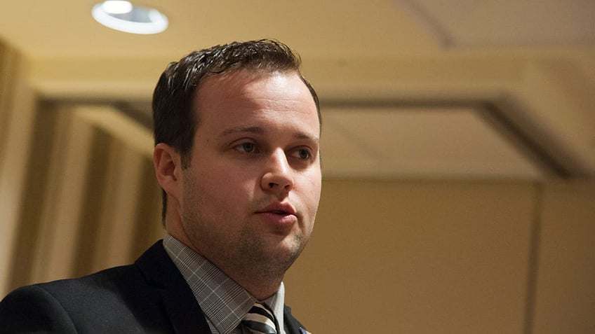 josh duggar speaks at conference