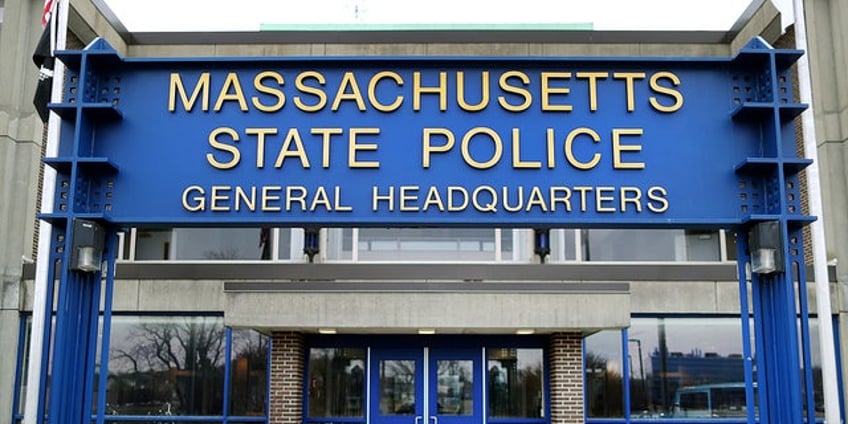 judge rules in favor of 7 massachusetts state troopers who lost jobs over refusing to get the covid 19 vaccine