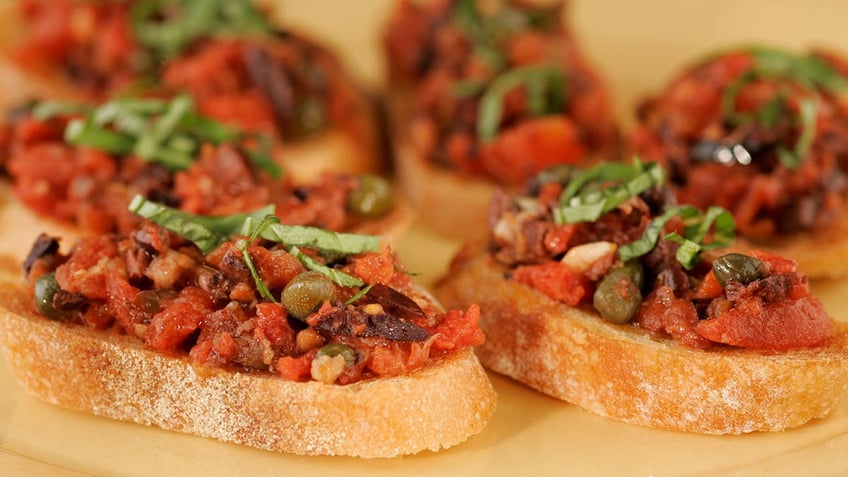 Bruschetta with capers