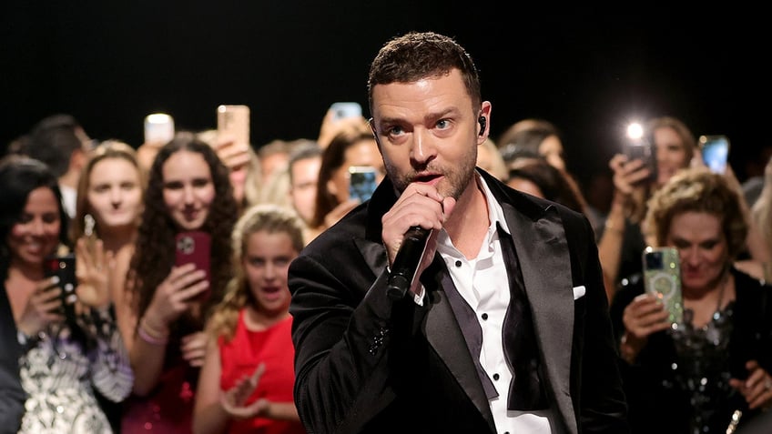 Justin Timberlake performing