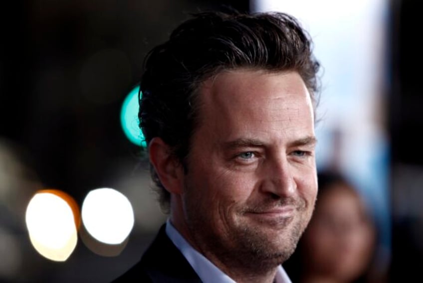 justin trudeau friends actors and fans mourn matthew perry