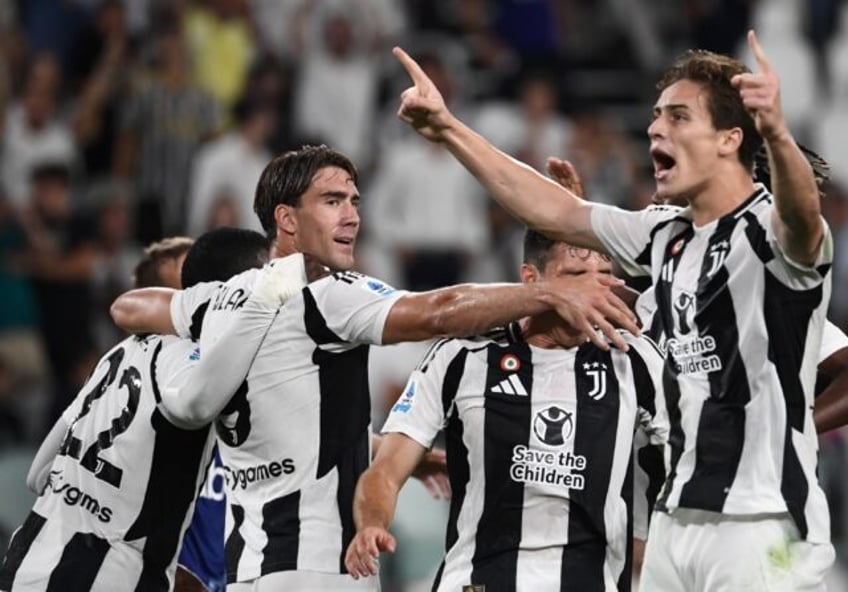 Juventus cruised past Como in their Serie A debut under Thiago Motta