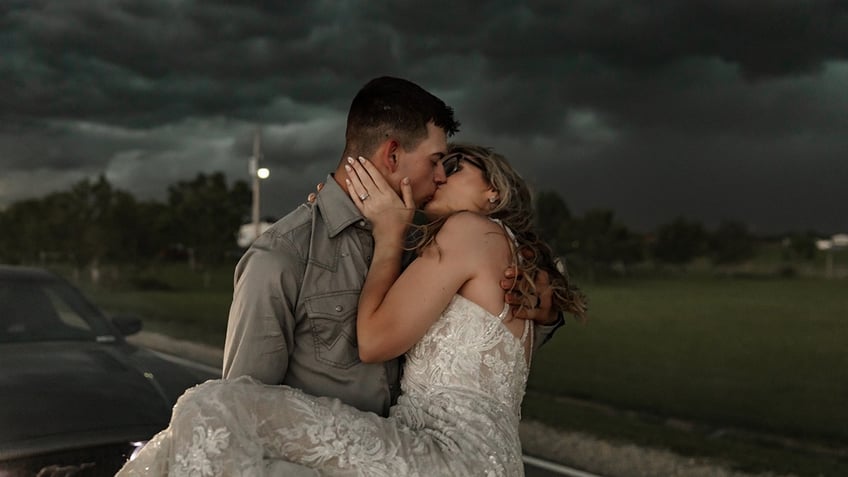 Kansas couple kissing