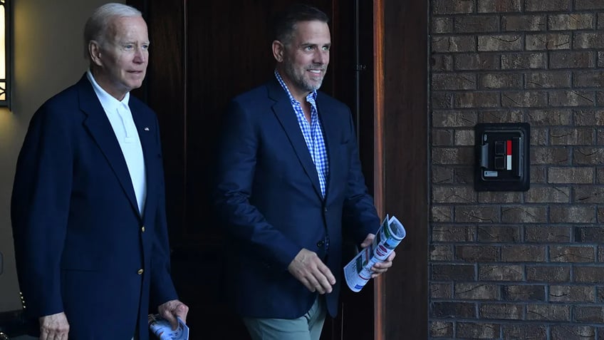 karl rove do you think the obama white house was unaware of the problem hunter biden posed