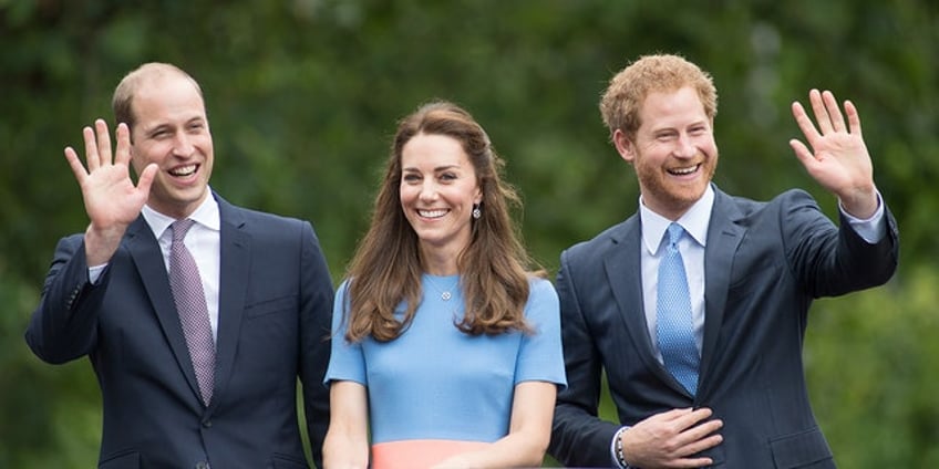 kate middleton isnt making late night calls to prince harry experts say shes thrown up her hands