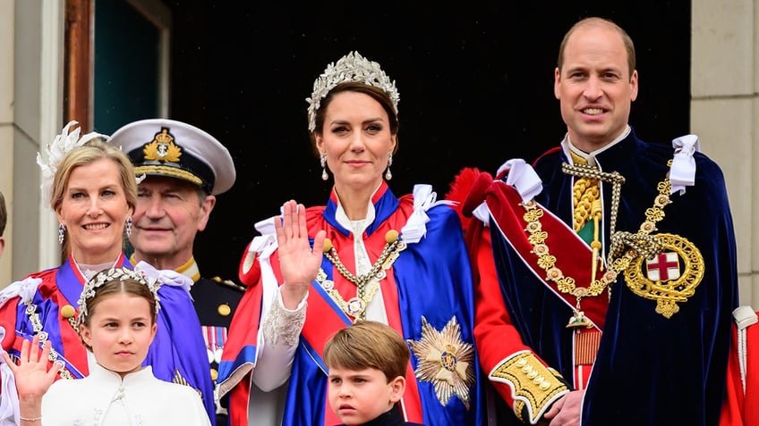 kate middleton won over queen elizabeth despite camillas initial disapproval expert claims