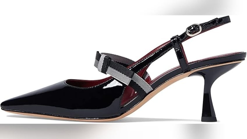 Gran a pair of these adorable pumps from Kate Spade.