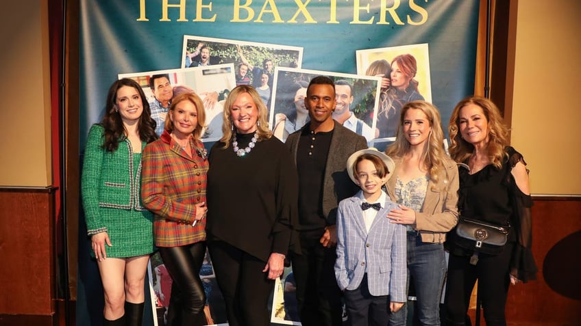 kathie lee gifford roma downey and cassidy gifford with baxters cast