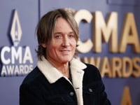 Keith Urban to receive Triple Crown Award at 60th ACM Awards