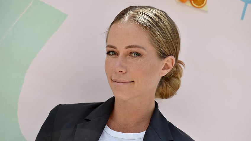 kendra wilkinson rushes to emergency room after suffering panic attack