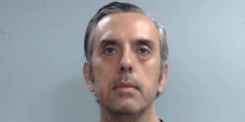 kentucky teacher arrested after allegedly sending pornography to 9 year old boy report