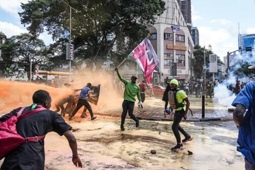 kenya protesters storm parliament police fire live rounds after lawmakers unleash eco austerity