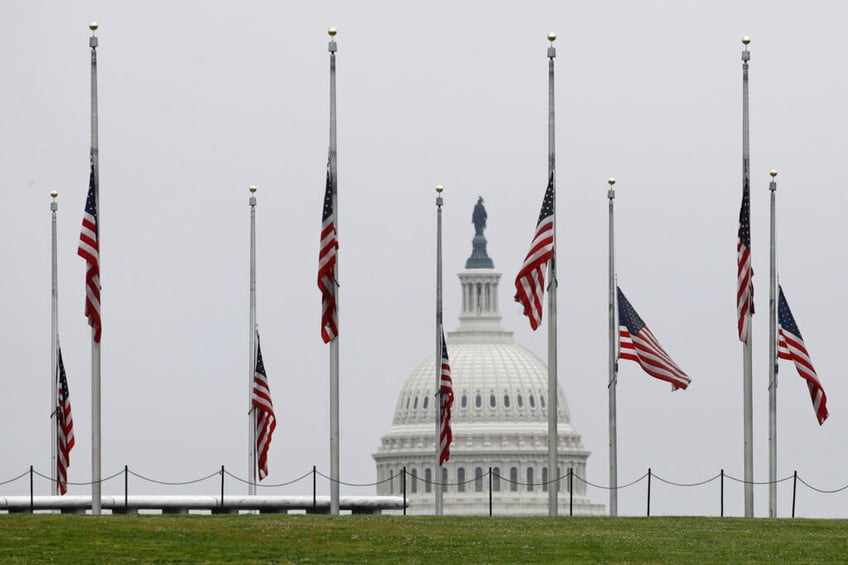 kevin mccarthy orders us capitol flag lowered to half staff to honor 13 troops killed in afghanistan