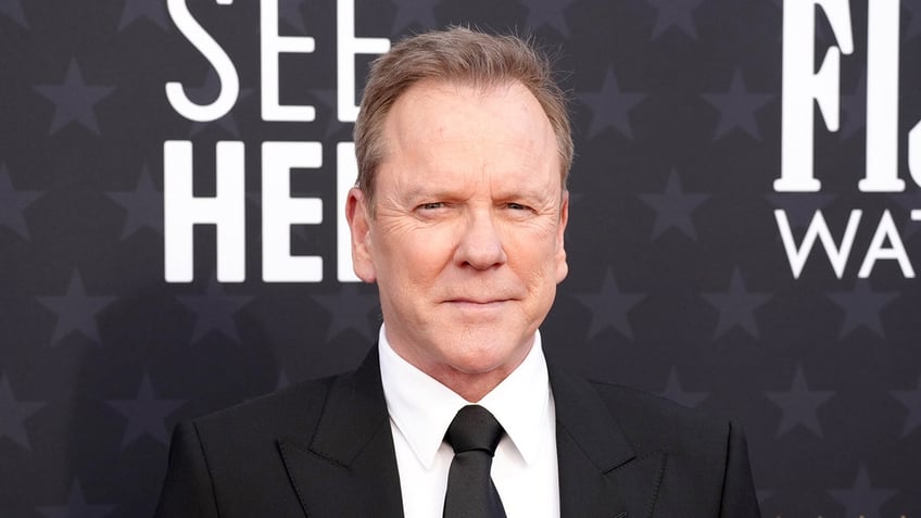 Close up of Kiefer Sutherland