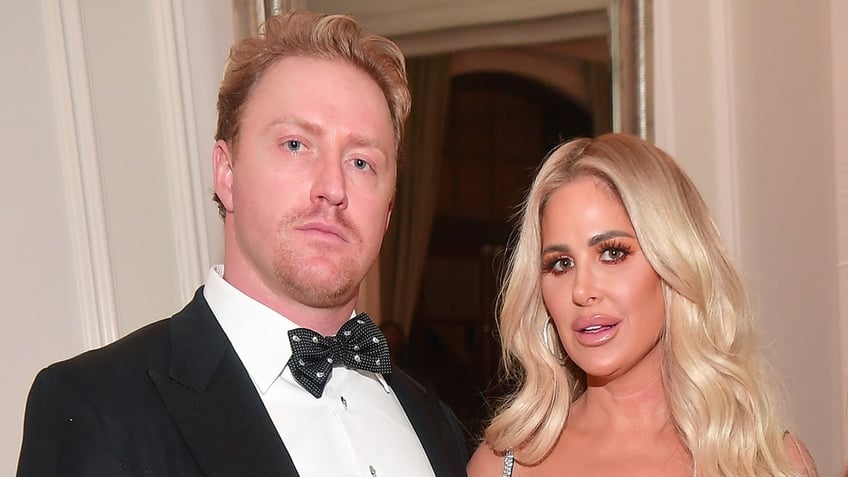 kim zolciak files divorce counterclaim seeking full custody of children with ex kroy biermann