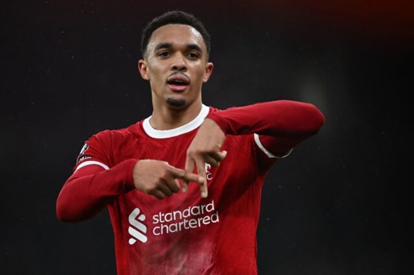 klopp frustrated by unpleasant debate over alexander arnold position