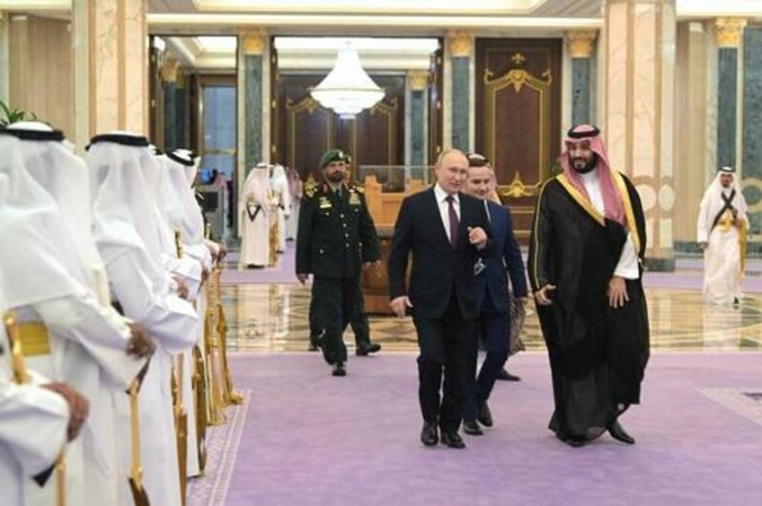 kremlin mulls saudi arabia uae as possible venues for putin trump summit