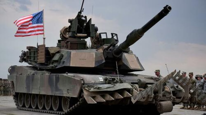 kremlin reacts to us m1 abrams tanks entering ukraine they too will burn