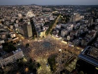 Kremlin Warns West Against Backing 'Color Revolution' in Serbia As Protests Grow
