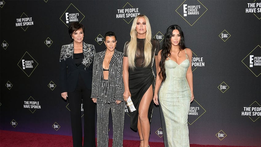 kris jenner confesses cheating on ex husband robert kardashian was lifes biggest regret