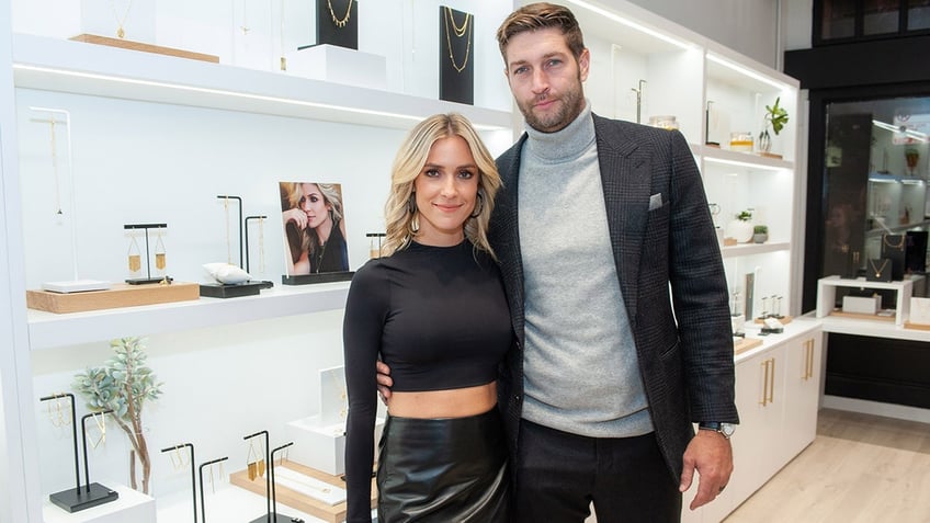 kristin cavallari faces backlash for saying it doesnt matter how long you wait to sleep with a guy