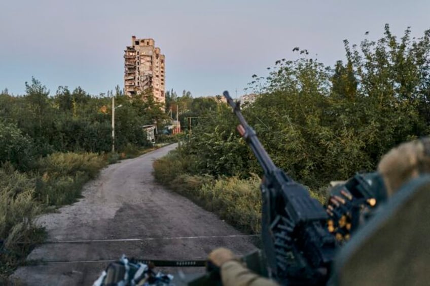 kyiv investigates allegations russian forces shot surrendering ukrainian soldiers