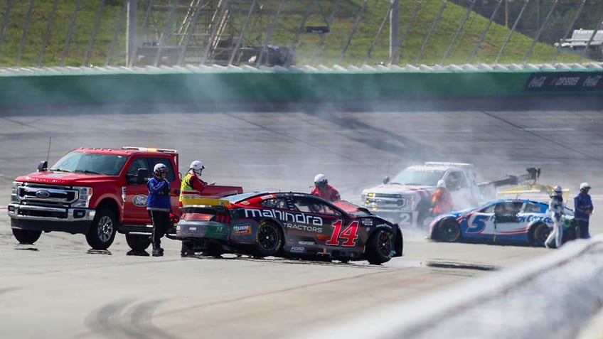 Kyle Larson and Chase Briscoe in the aftermath