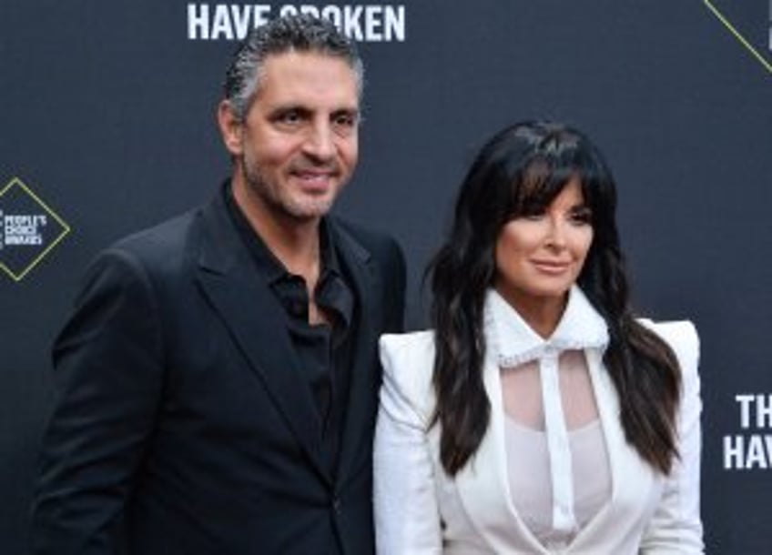 Kyle Richards has 'no idea' who leaked Mauricio Umansky split