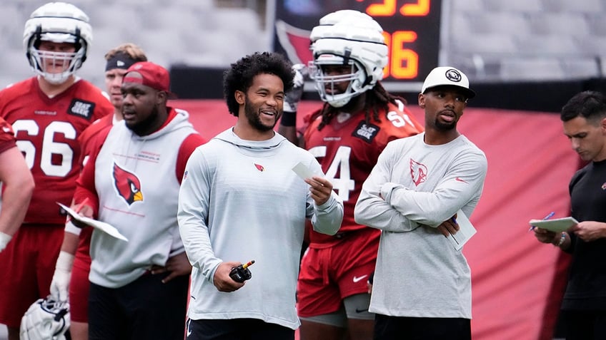 kyler murray taking day to day approach to knee rehab his return remains unclear i dont have a timetable