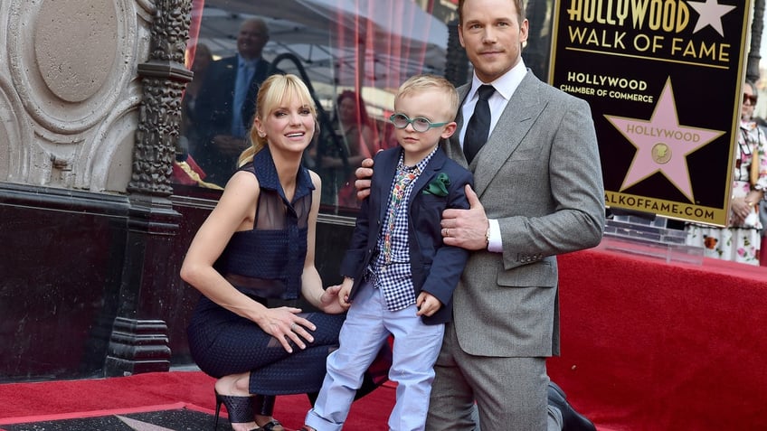 Anna Faris with Chris Pratt and their son Jack