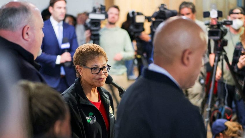 Karen Bass leaves a packed news briefing with FEMA officials