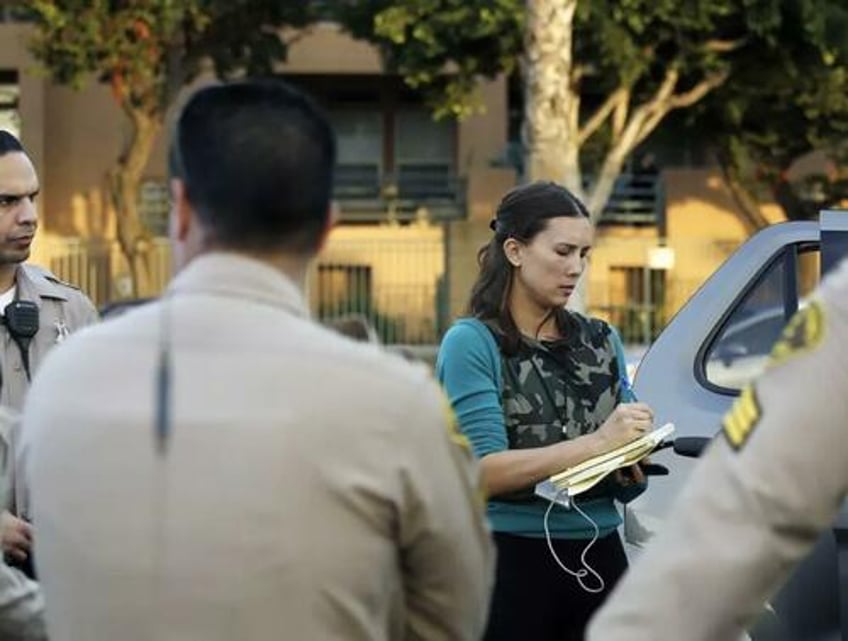 la sheriff investigated urged ag to prosecute reporter who leaked list of problem deputies