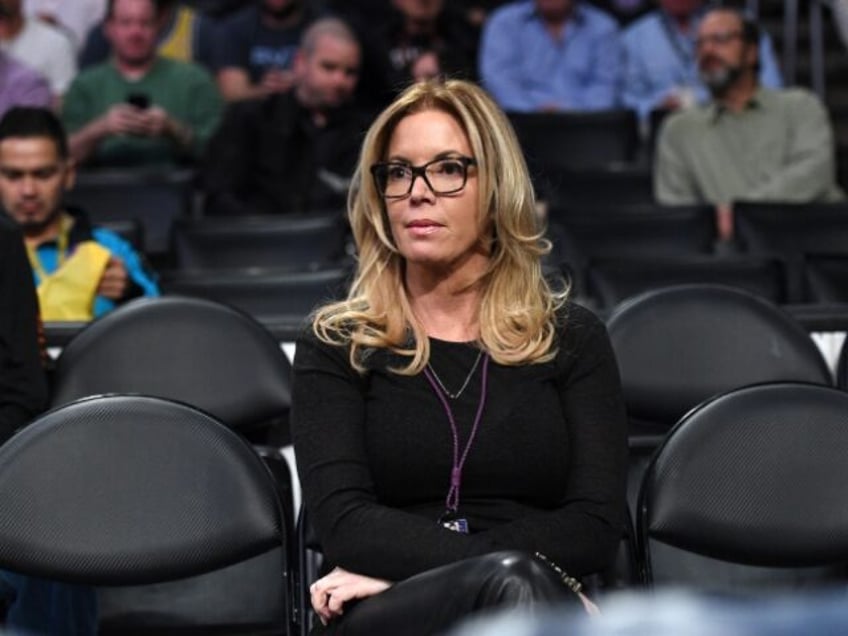 lakers owner jeanie buss alleges fellow nba owner groped her