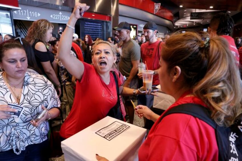 las vegas hospitality workers could be the latest major labor union to go on strike