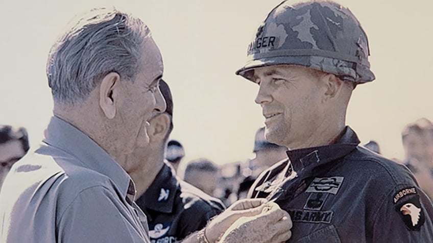 Col. Puckett, President Lyndon B. Johnson