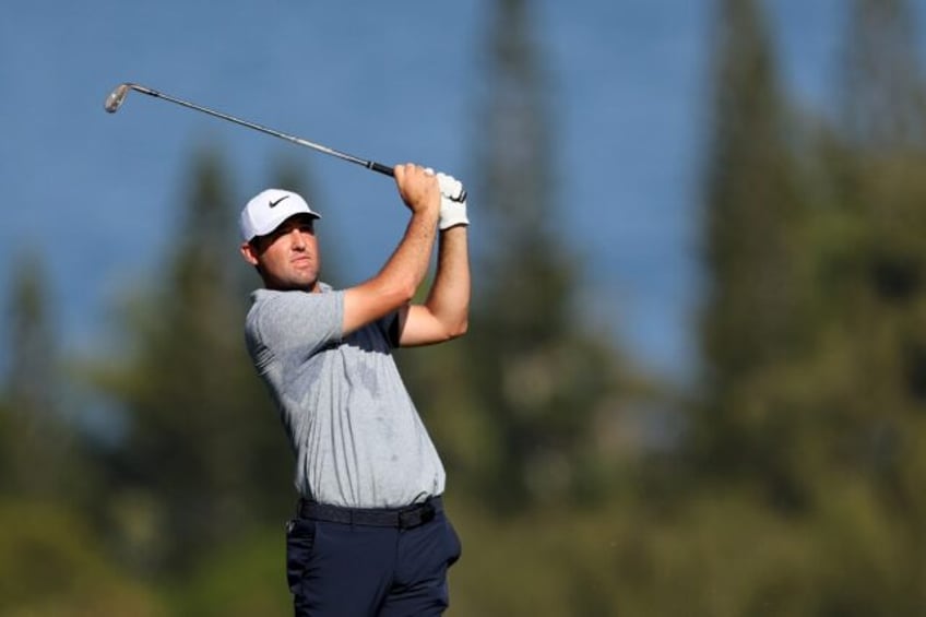 World number one Scottie Scheffler on the way to a one-shot lead after the second round of the US PGA Tour Sentry tournament in Hawaii