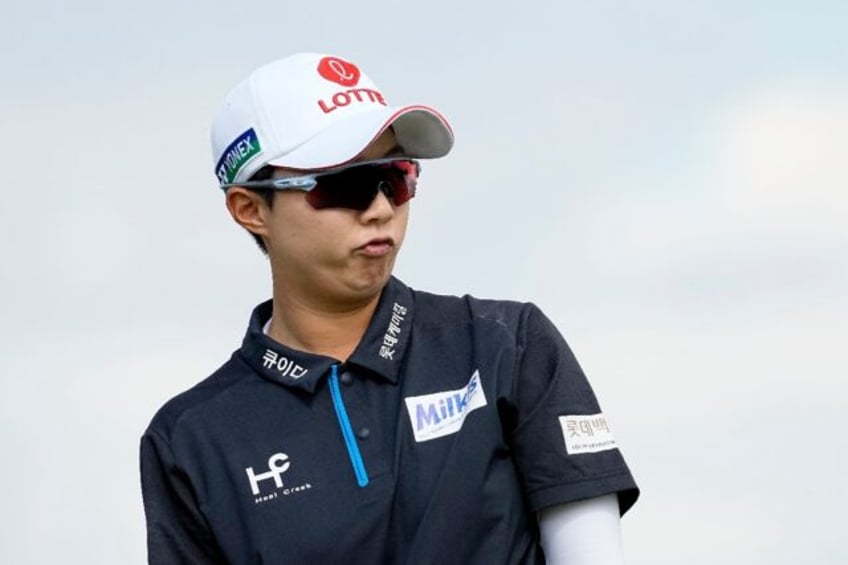 late birdies lift kim hyo joo to ascendant lpga lead