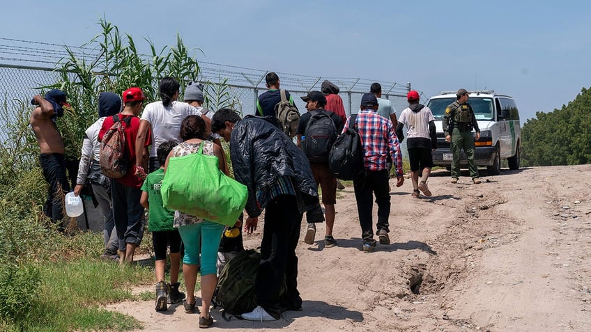 latest increase in illegal migrant crossings undercuts biden admin claims of progress on border crisis