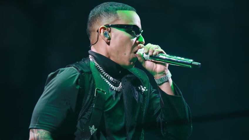 latin superstar daddy yankee tells fans he is leaving music to evangelize the world for jesus