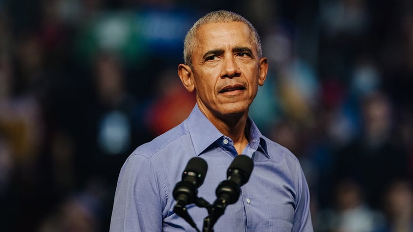 Former US President Barack Obama speaks during a Democratic National Committee (DNC) rally in Philadelphia, Pennsylvania, US, on Saturday, Nov. 5, 2022. Republican Senate candidate Mehmet Oz has taken the lead in the US Senate race in Pennsylvania against Lieutenant Governor John Fetterman in the final days before Tuesdays vote, according to a poll released Thursday. Photographer: Michelle Gustafson/Bloomberg via Getty Images