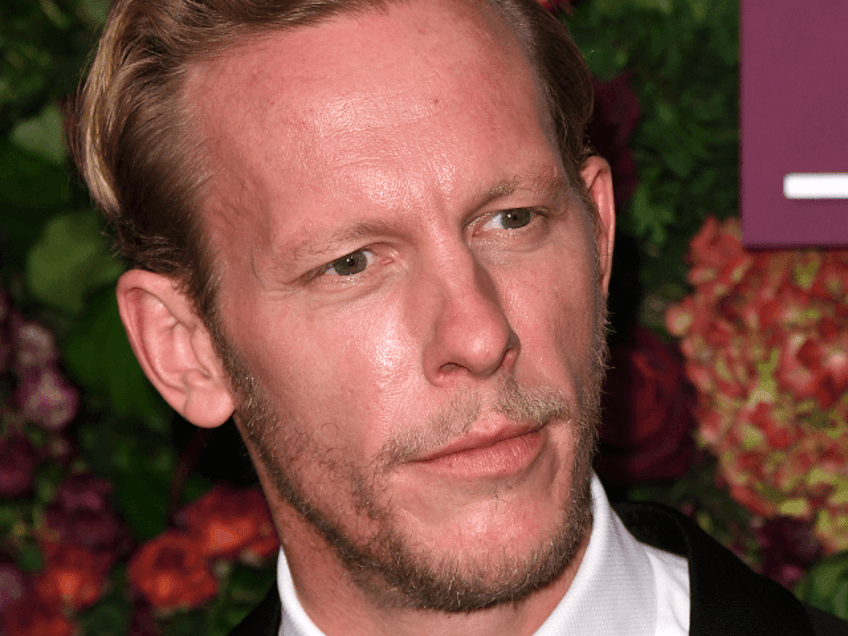 laurence fox calls for resignation of conservative mp who pressured rumble to censor russell brand