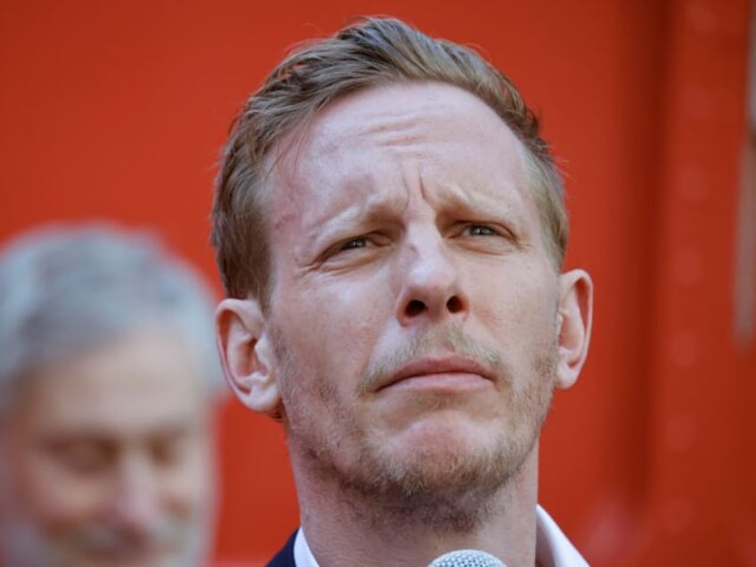 laurence fox suspended from gb news after asking who would shag woke journalist