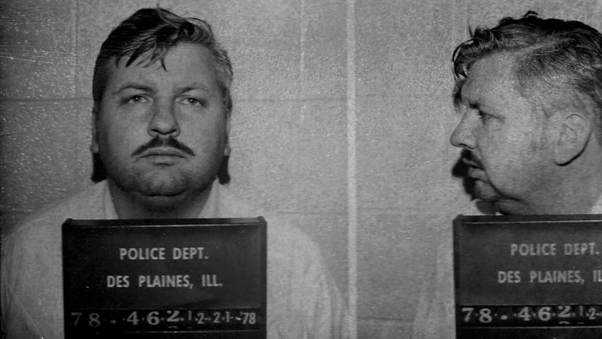 Black and white mugshots of John Wayne Gacy looking directly at camera in one shot and side profile in another