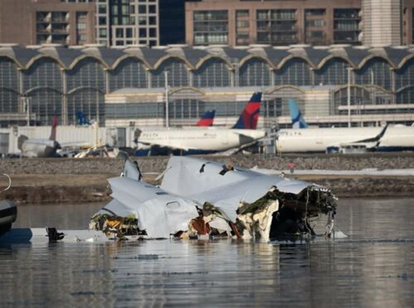 lawsuit alleges faa denied 1000 people air traffic controller jobs to meet diversity hiring targets