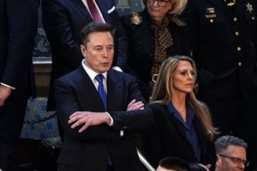 Lawyers challenging DOGE legality make new filing citing Trump comments on Musk leadership