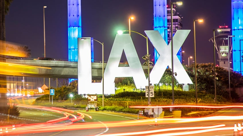 lax ticketing area evacuated for police to investigate suspicious item