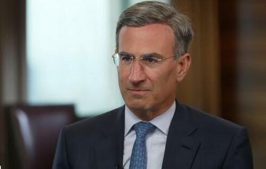 lazard ceo says junior bankers are fine with 80 90 hour weeks as long as the work is interesting and important