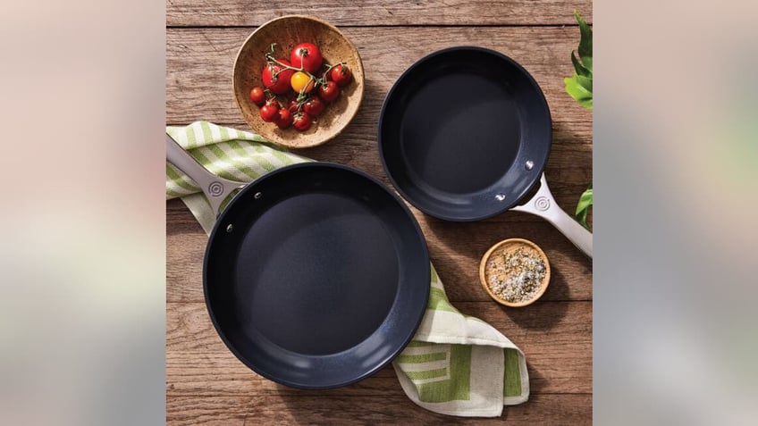 The ceramic coating on these pans keeps things from sticking.
